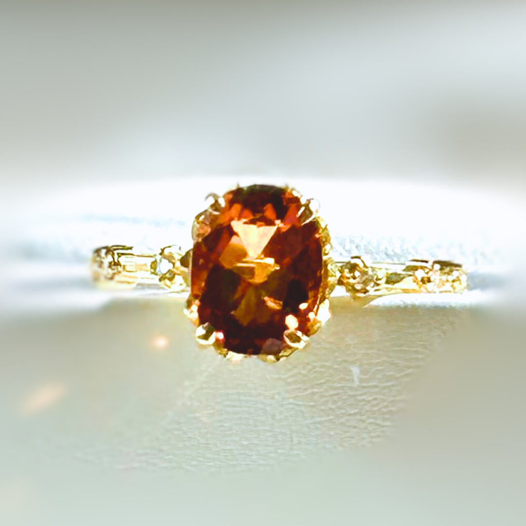 Anel Flora em Ouro Amarelo 18k com Citrino e Diamantes